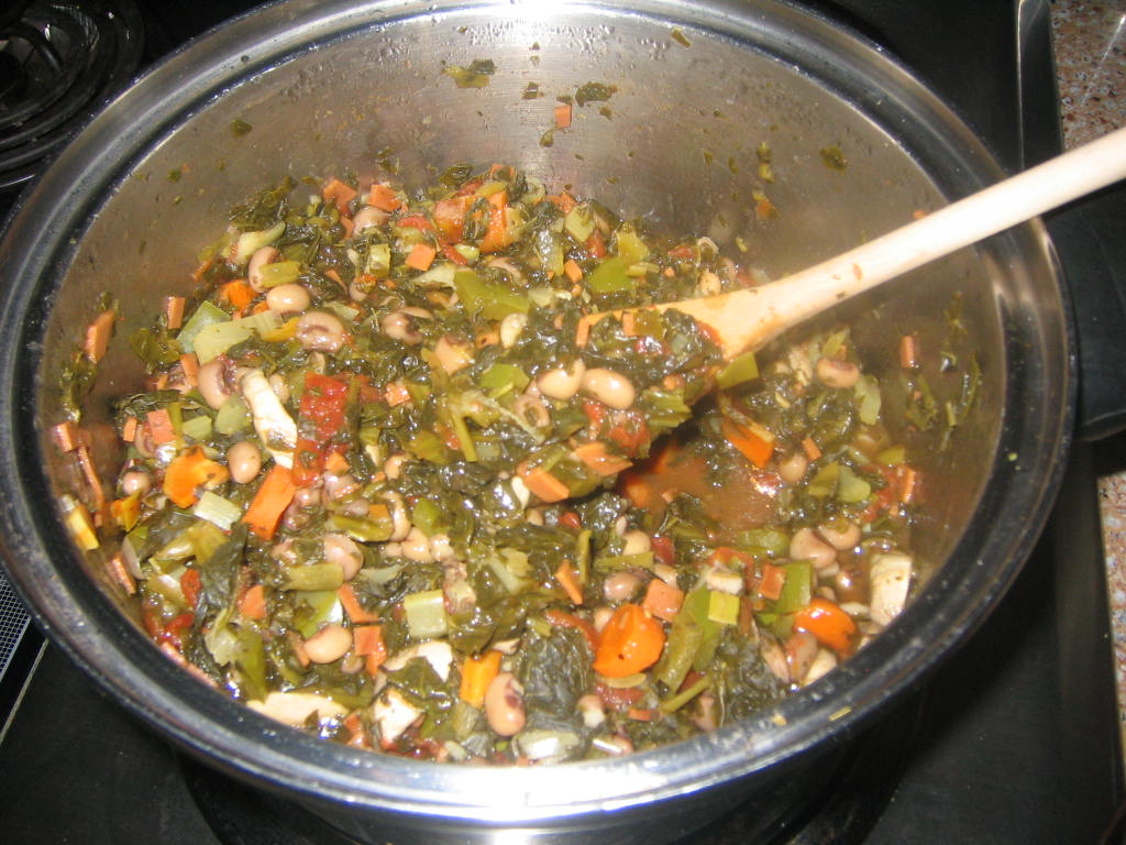 Wholesome Vegetable Soup with Black Eyed Peas
