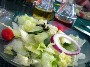 Such a fresh salad. So crisp and had grape tomatoes, cucumber, sliced black olives - that onion took a walk (I'm not a fan of raw onions)